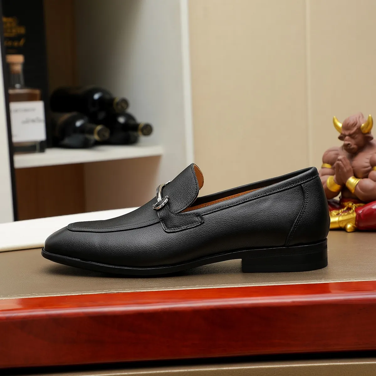 Men's Men's Shoes 260 Ferragamo [Ferragamo] top imported suit men's shoes 💯Original copy of the official website, product materials: selected imported embossed calfskin + luxury hardware buckle accessories ~ imported water-dyed cow 🐂 leather lining. Strong three-dimensional visual effect, original combination outsole, multiple colors available😘 Size: 38-45